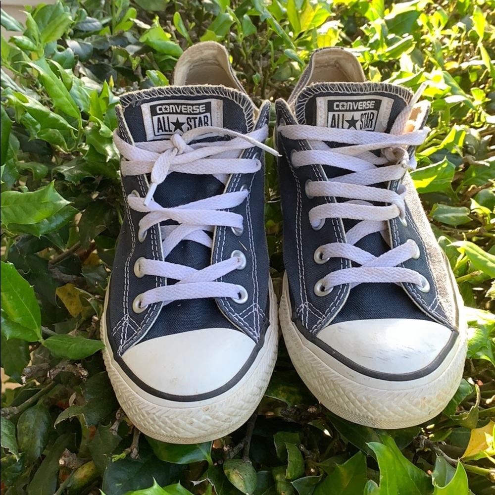 Unisex chuck Taylor men’s 7.5 women’s 9